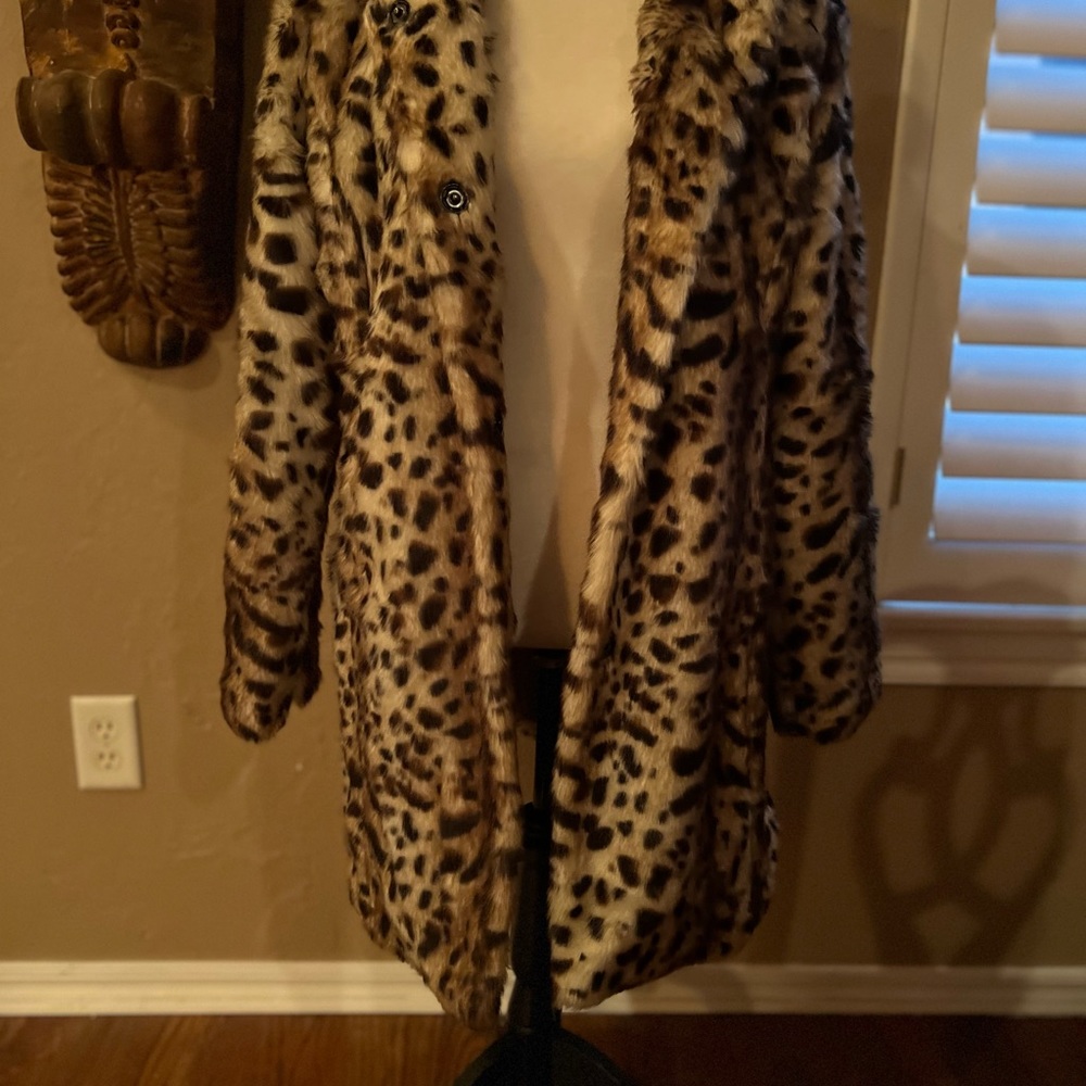 Beautiful leopard jacket💗